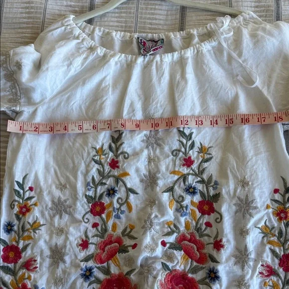 Johnny Was Embroidered Linen Top Size XS - Picture 5 of 7